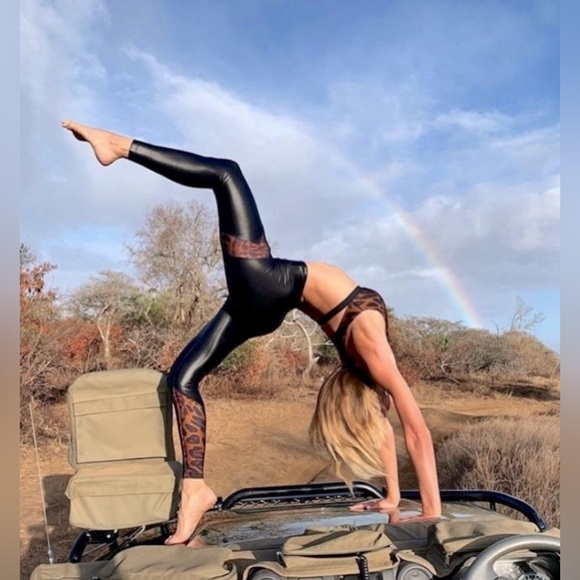 Koral | Trek High Rise Cheetara Print | Black - Picture 2 of 6